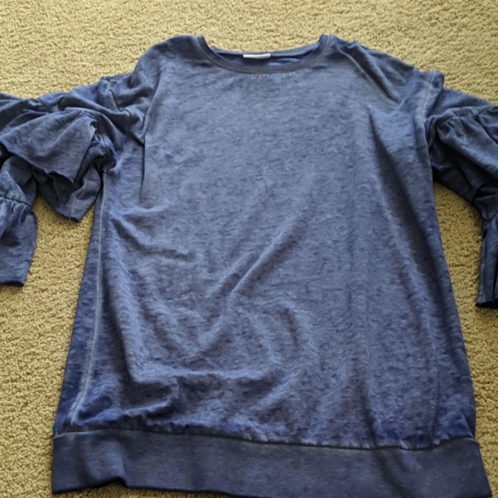 Top - Picture 1 of 1